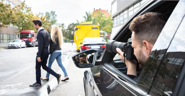 Private Investigator Conducting Surveillance in Eagle Mountain, UT